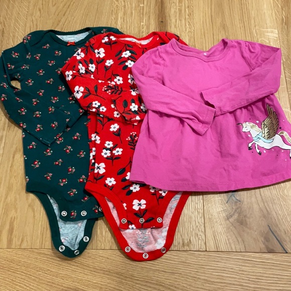 Christmas Carter’s shirts - Picture 1 of 1